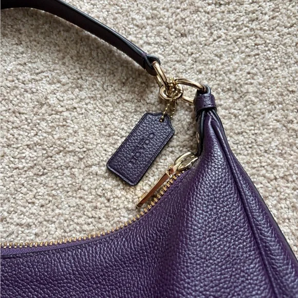 Coach Plum Leather Hobo Bag with Gold Details - Picture 3 of 5
